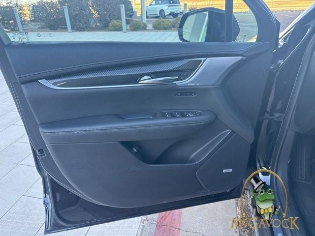 2022 Cadillac XT6 Sport