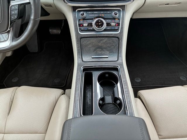 2019 Lincoln Continental Select