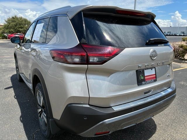 2022 Nissan Rogue SL