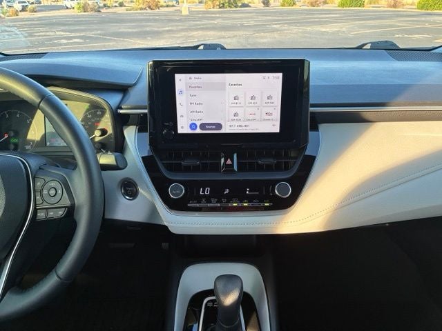2025 Toyota Corolla Hybrid SE