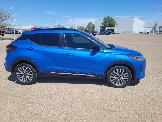 2023 Nissan Kicks SR