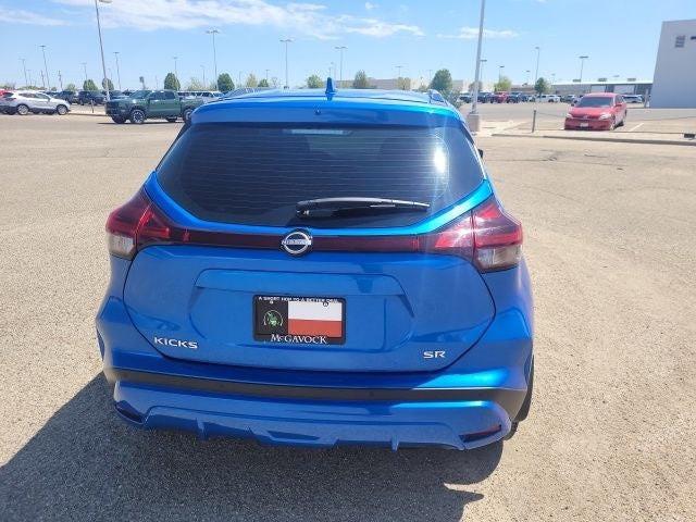 2023 Nissan Kicks SR