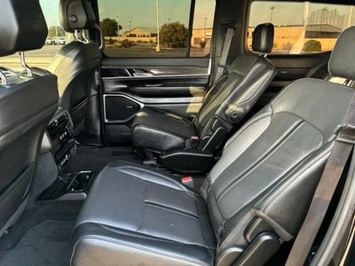 2022 Jeep Wagoneer Series III