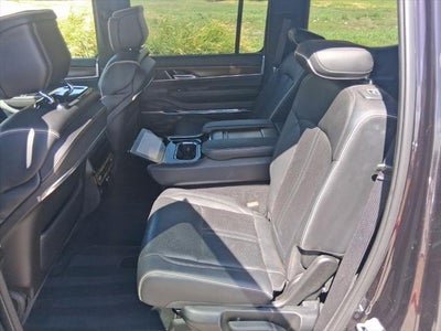 2023 Jeep Grand Wagoneer Series II