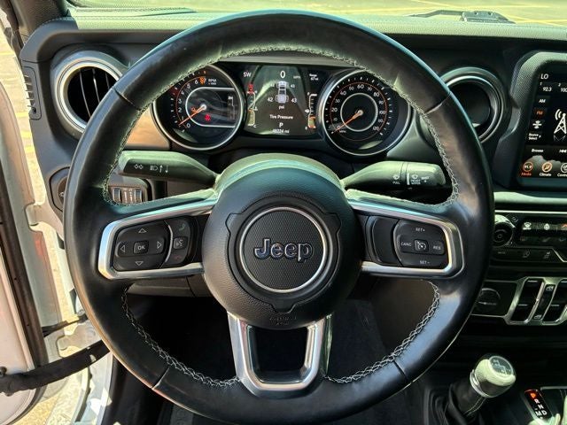 2021 Jeep Gladiator Overland