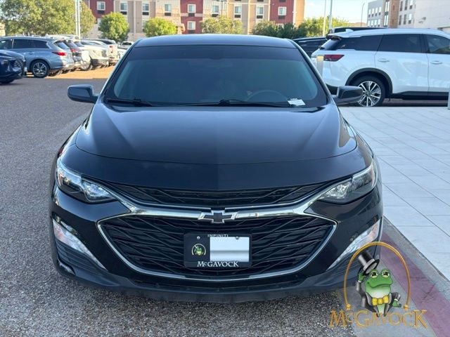 Used 2020 Chevrolet Malibu 1LT with VIN 1G1ZD5STXLF154225 for sale in Pampa, TX