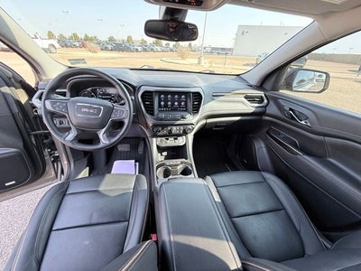 2023 GMC Acadia AT4