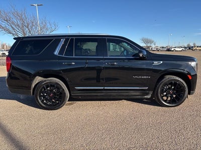 2022 GMC Yukon SLT