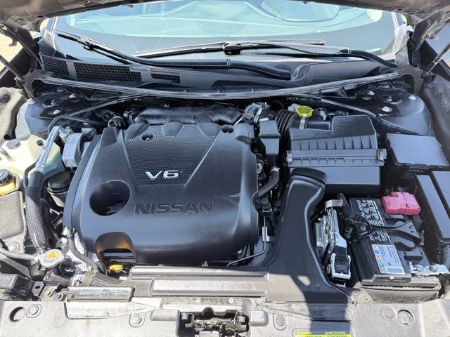 2022 Nissan Maxima Platinum