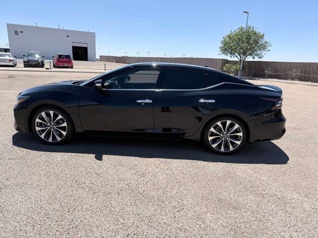 2022 Nissan Maxima Platinum