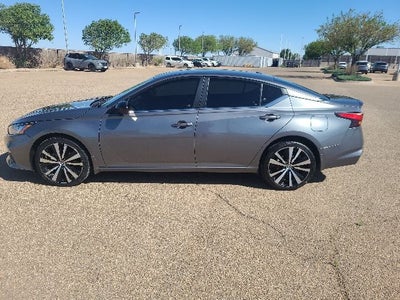 2022 Nissan Altima 2.5 SR