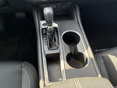 2022 Nissan Altima 2.5 SV