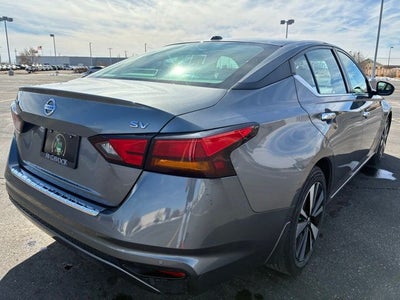 2022 Nissan Altima 2.5 SV