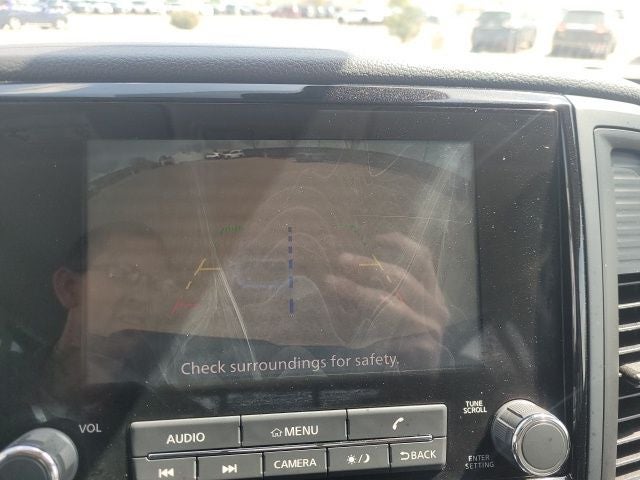 2022 Nissan Titan SV