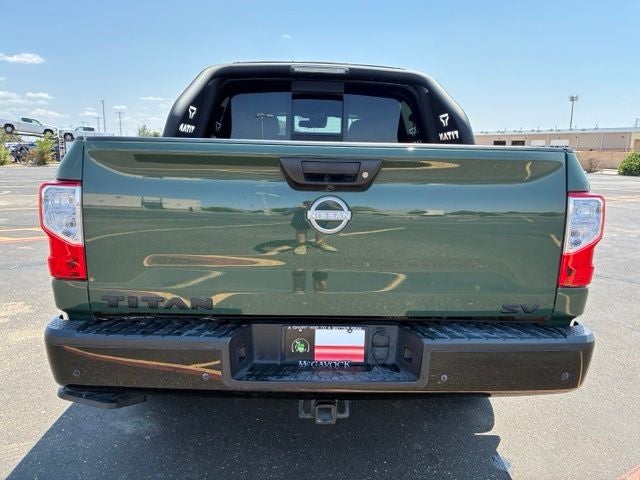2024 Nissan Titan SV