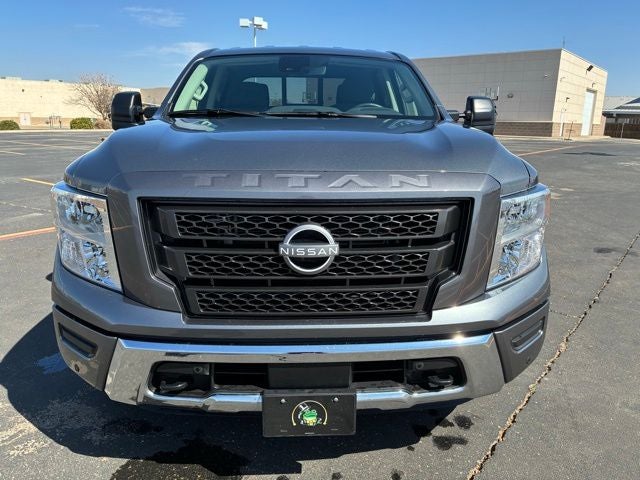 2024 Nissan Titan SV