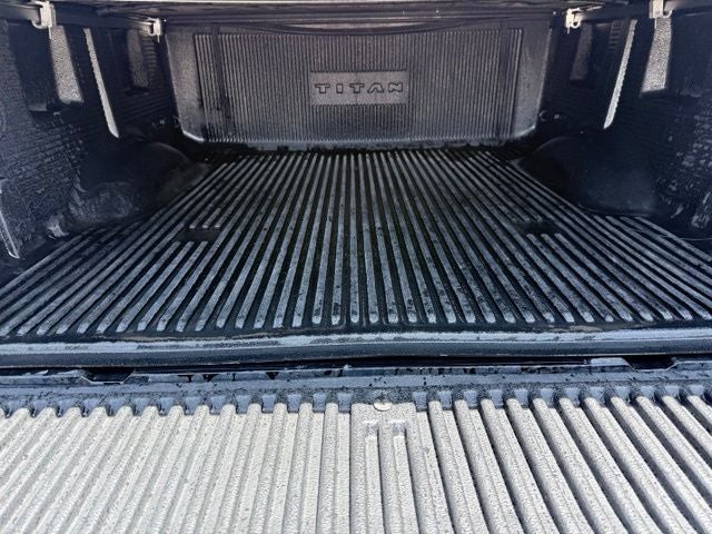2020 Nissan Titan SV