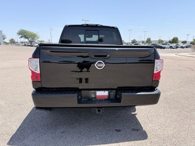 2020 Nissan Titan SV