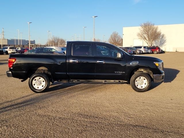 2017 Nissan Titan XD SV