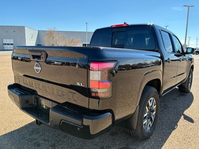 2024 Nissan Frontier SL