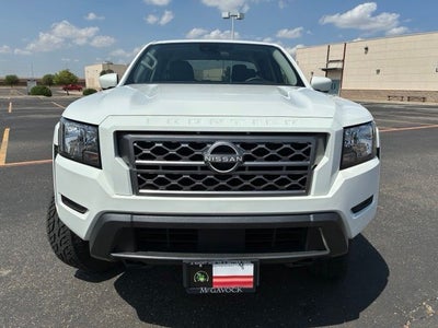 2024 Nissan Frontier SV