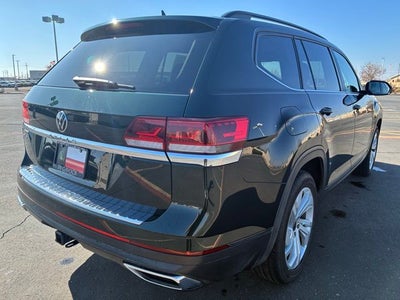 2022 Volkswagen Atlas 3.6L V6 SE w/Technology