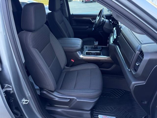 2023 Chevrolet Silverado RST