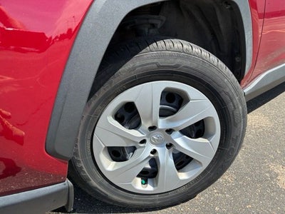 2019 Toyota RAV4 LE
