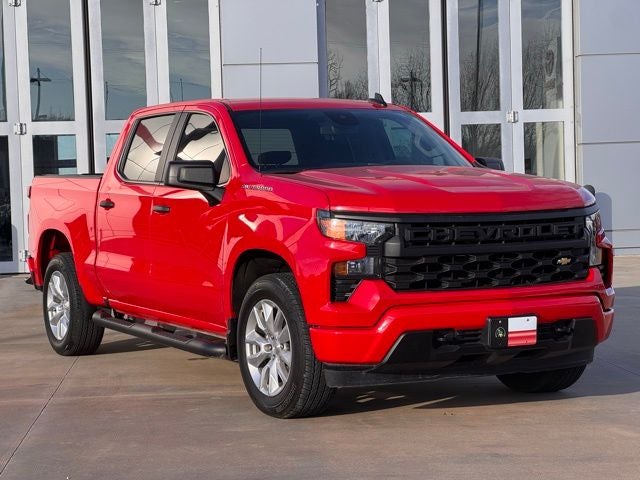 2024 Chevrolet Silverado Custom