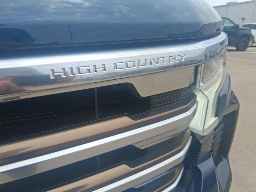 2022 Chevrolet Silverado High Country