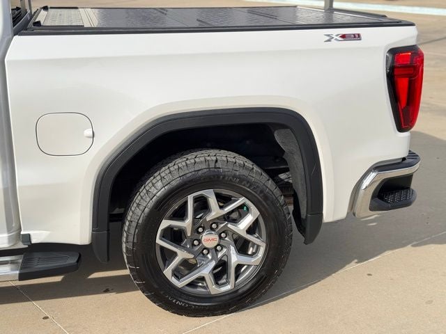 2023 GMC Sierra SLT