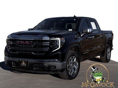 2023 GMC Sierra SLT