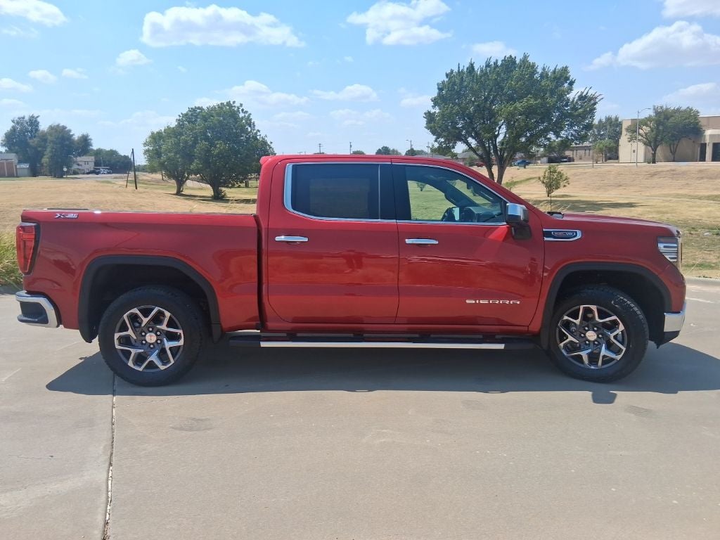 2025 GMC Sierra SLT