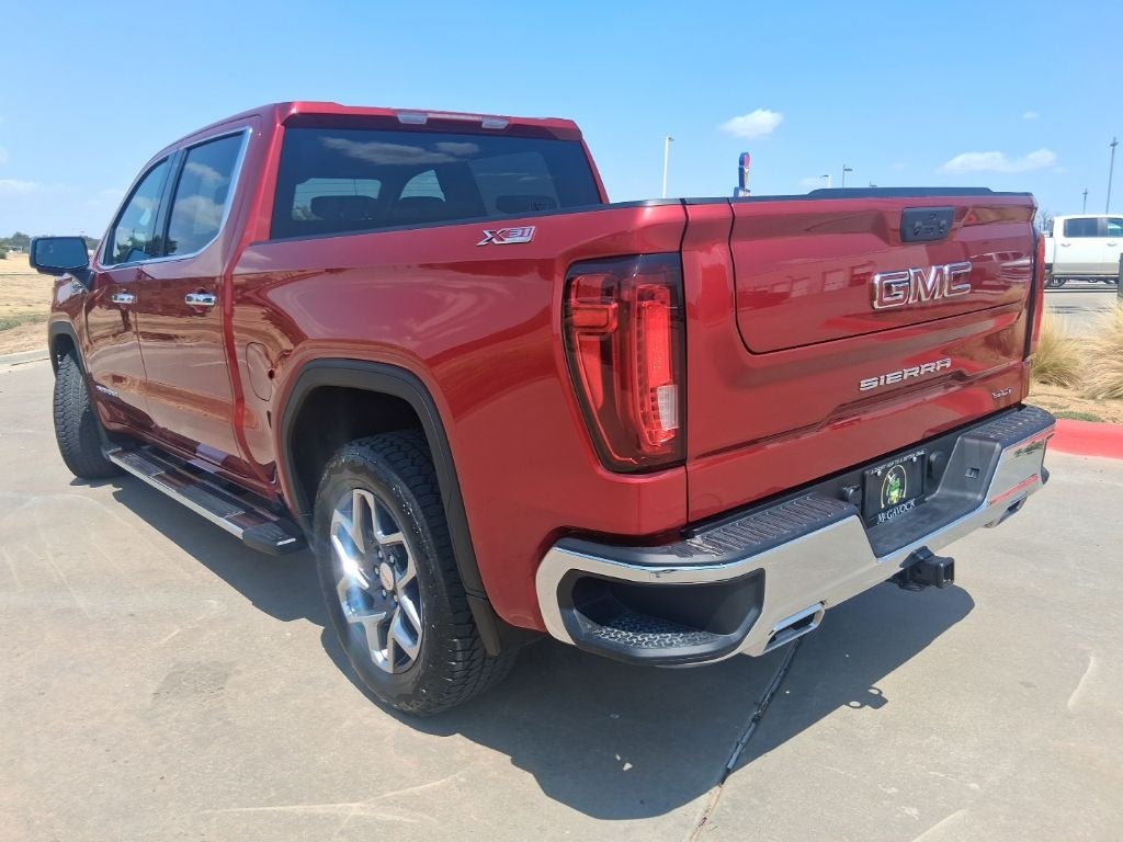 2025 GMC Sierra SLT