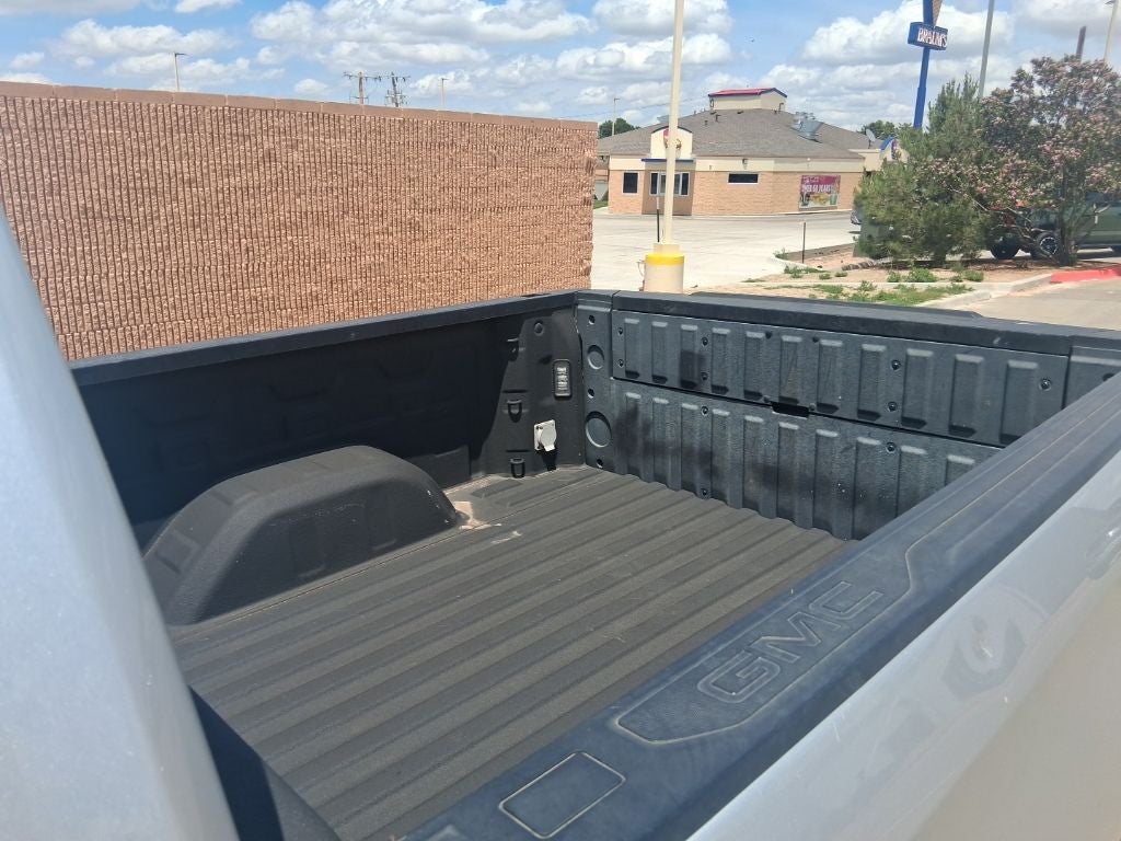 2022 GMC Sierra SLT