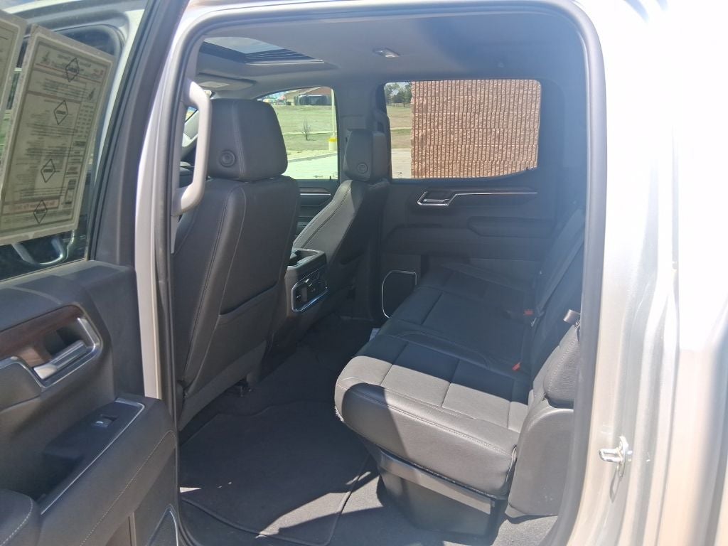 2022 GMC Sierra SLT