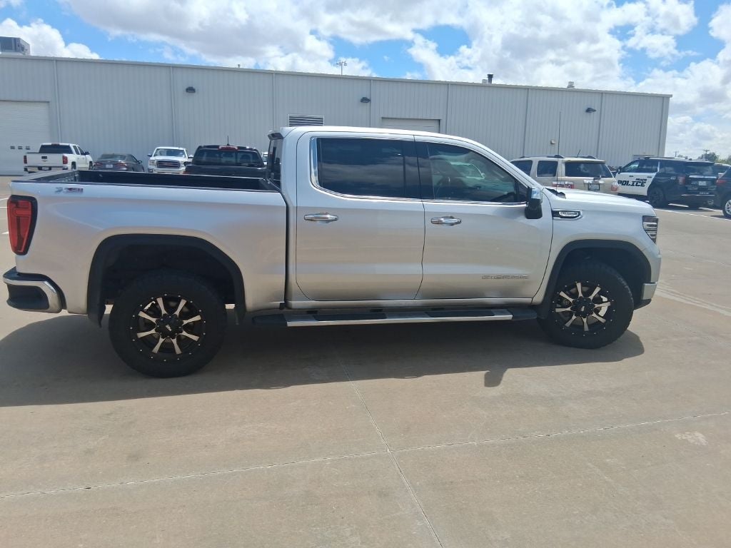 2022 GMC Sierra SLT