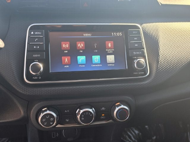 2025 Nissan Kicks Play S