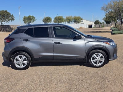 2025 Nissan Kicks Play S