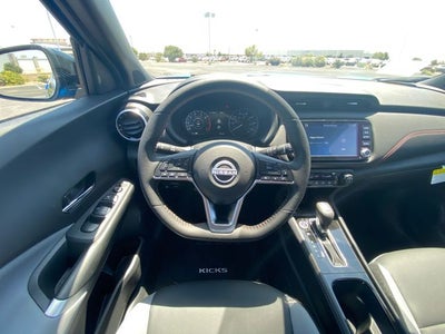 2024 Nissan Kicks SR