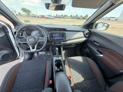 2024 Nissan Kicks SR