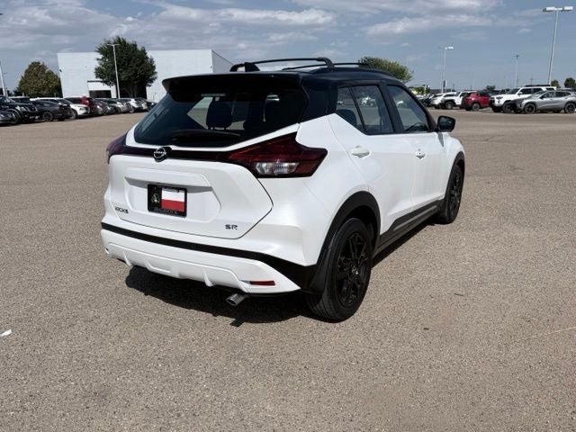 2024 Nissan Kicks SR
