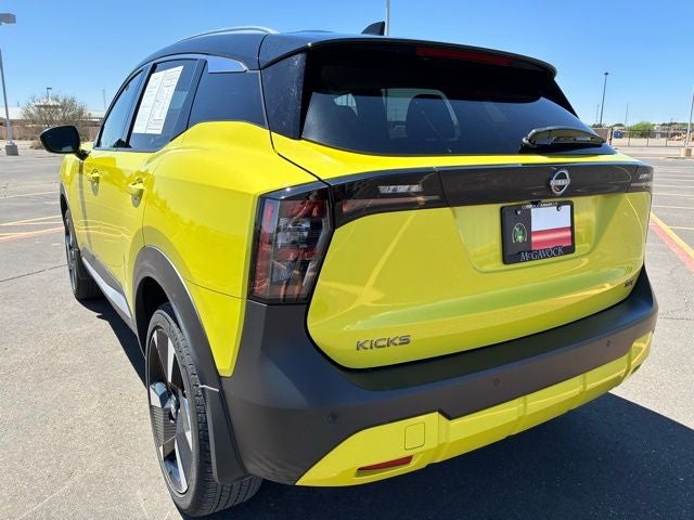 2025 Nissan Kicks SR