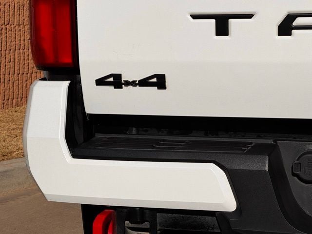 2024 Toyota Tacoma Hybrid TRD Off Road