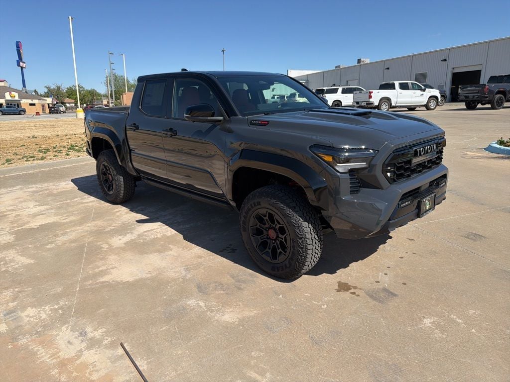 2026 Toyota Tacoma i-FORCE MAX TRD Pro