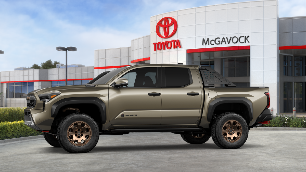 2025 Toyota Tacoma i-FORCE MAX Trailhunter