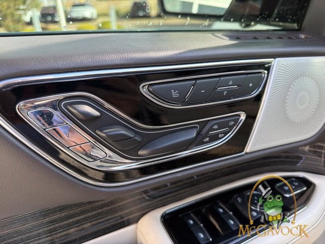 2021 Lincoln Navigator L Black Label