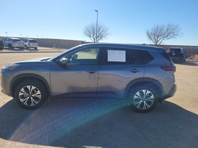 2022 Nissan Rogue SV