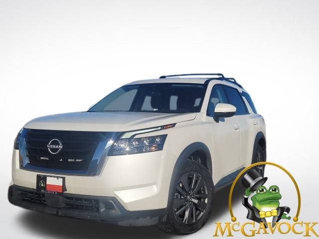 2022 Nissan Pathfinder SV