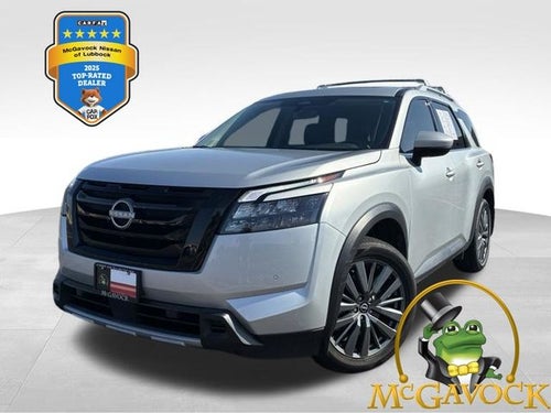 2025 Nissan Pathfinder SL